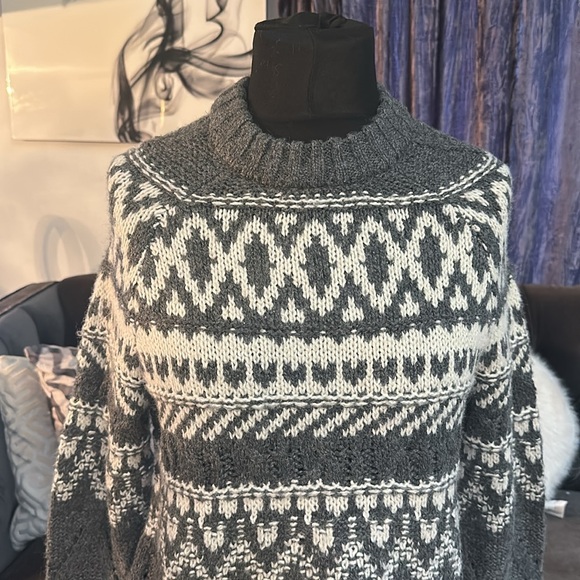 JohnPaulRichard Charcoal and Cream Patterned Turtleneck Sweater - Picture 2 of 5